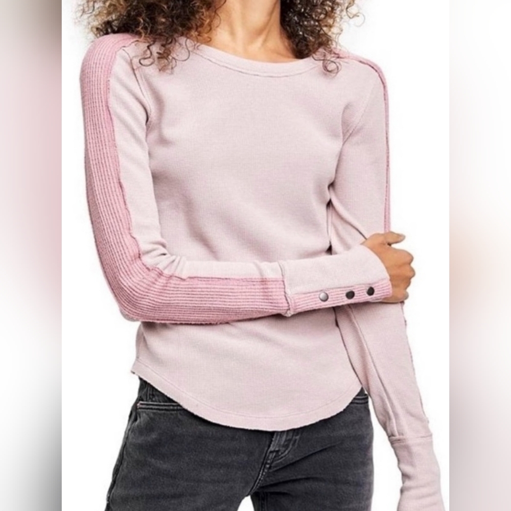 NWOT FREE PEOPLE We the Free Top Womens  Tasha Thermal PinkTwo Tone Snap Cuffs - Picture 10 of 10